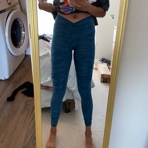 Alphalete Surface Power Legging